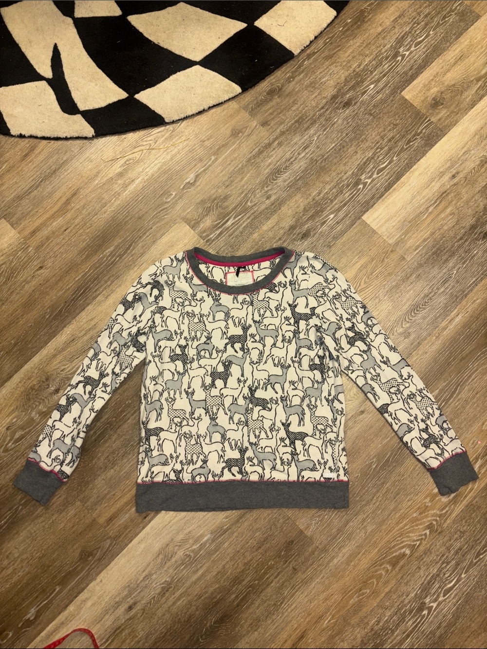 Kenzie thermal Classic Patterned Crewneck Sweater deers Cream Gray black Large